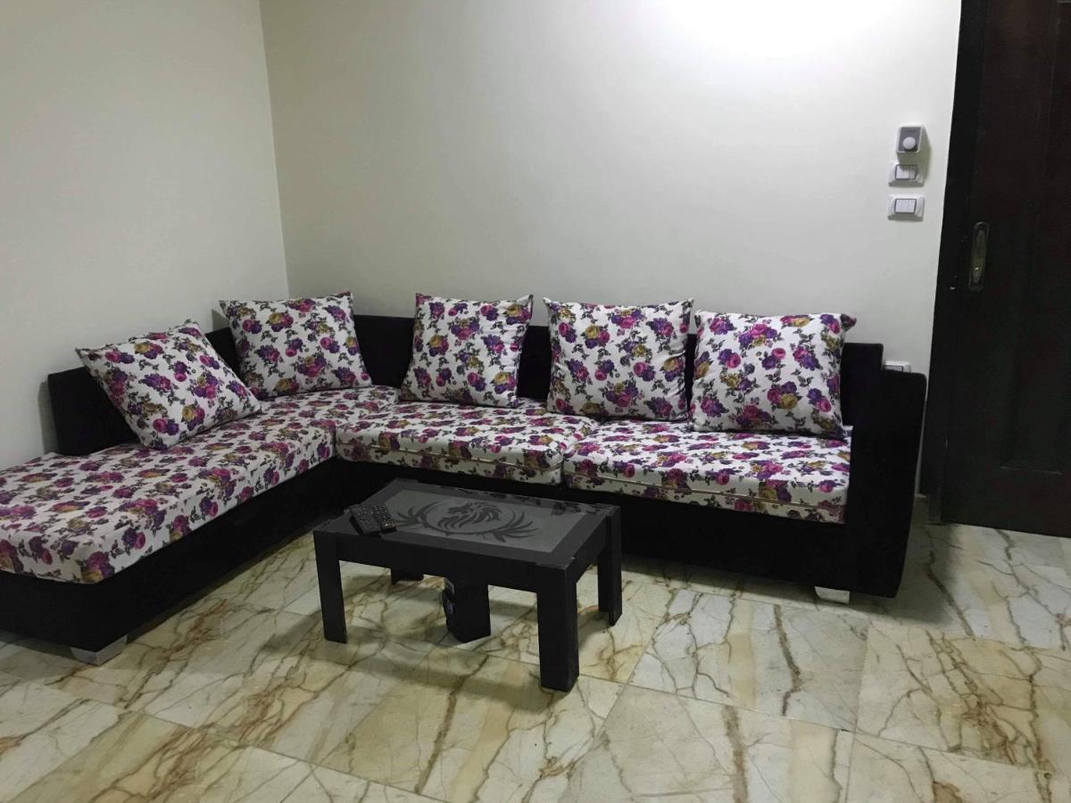 Sea View At Sheraton Road 2 Bed شقة